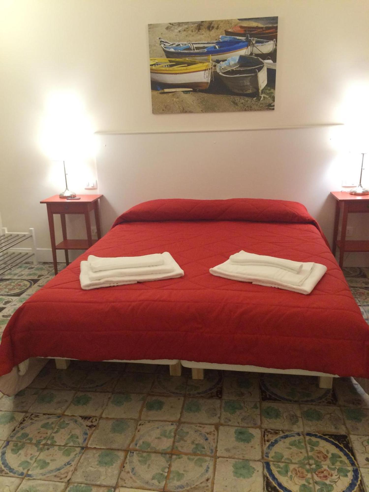 Alta Marea B&B 恩佩多克莱港 外观 照片